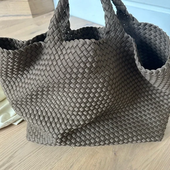 Naghedi St Barths Large Tote Mink - Picture 4 of 7